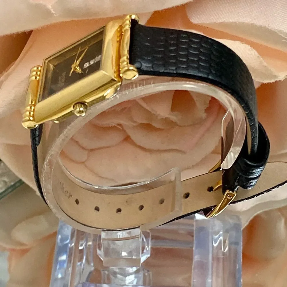 Vintage Benrus Diamond Accented Dial Dress Watch with Leather Strap